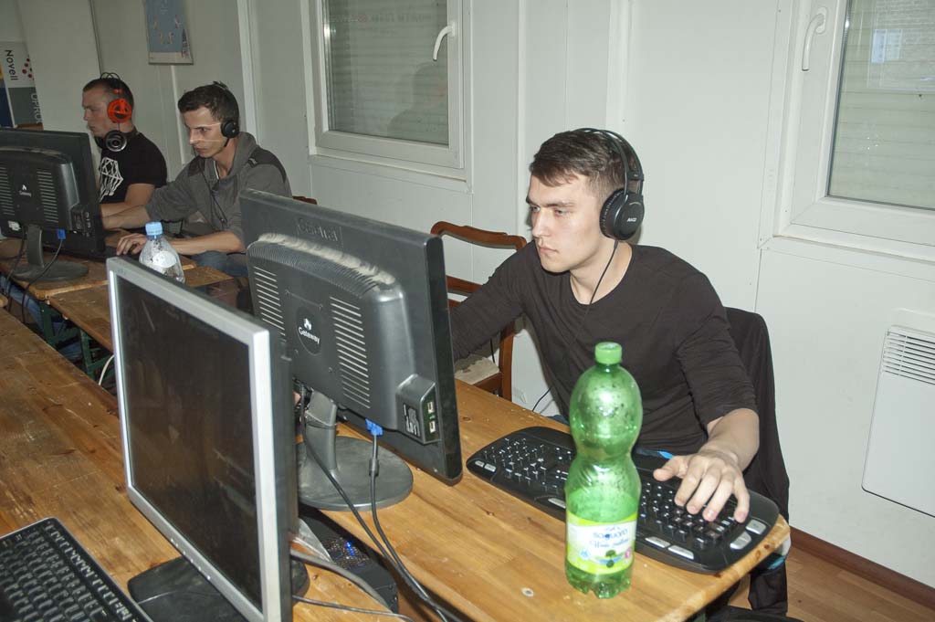 140622_csgo33_044