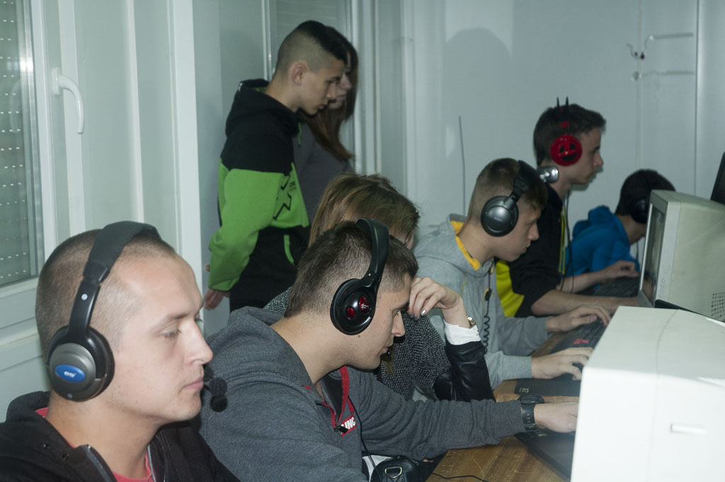 141026_csgo33_27